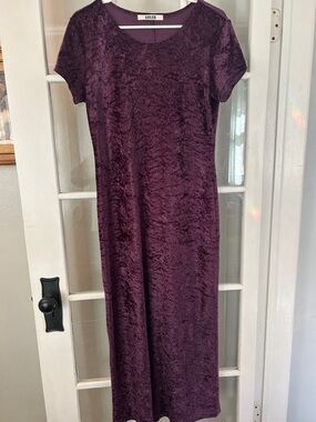 HANA Velvet Maxi Dress in Deep Plum W/bottom back Slit (Vintage)